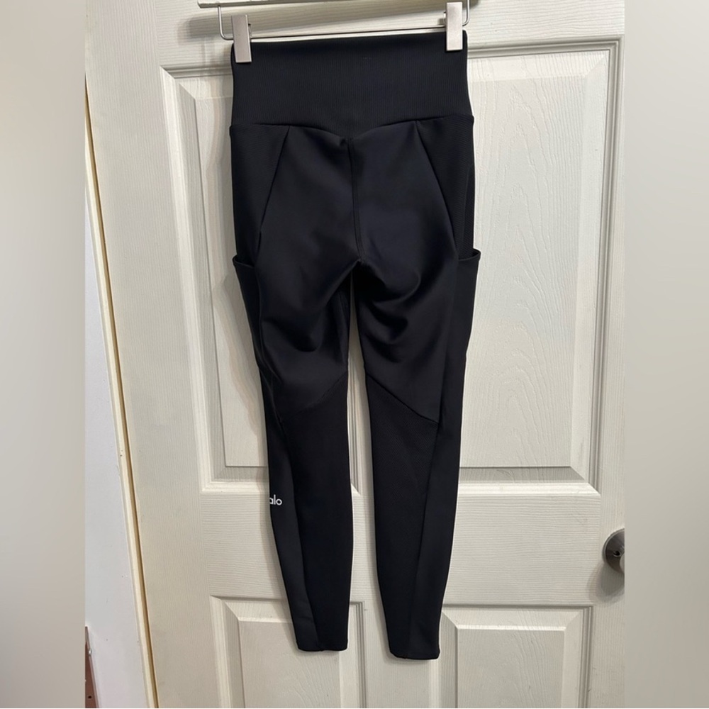 ALO Yoga Black Leggings xxs